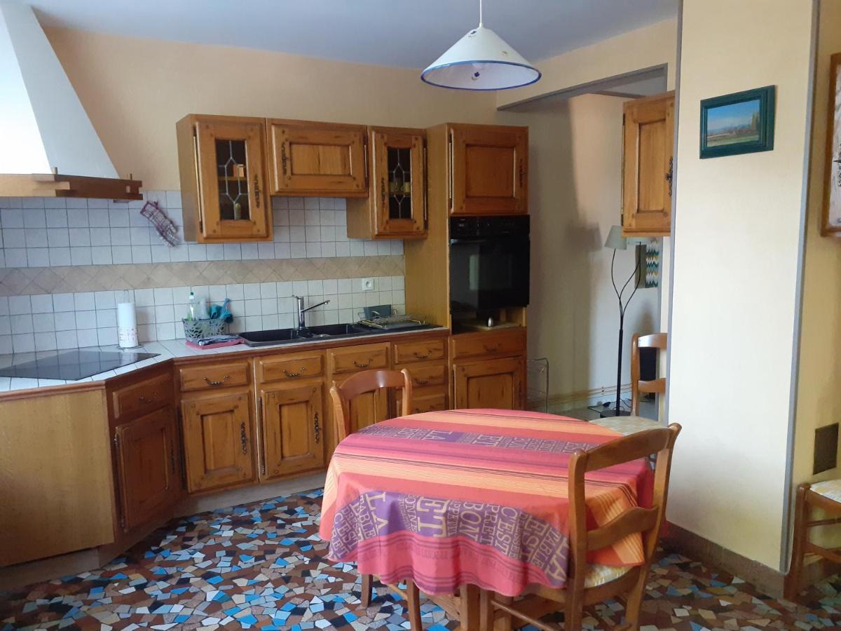 Gite 32 Rue Du Huit Mai Freneuse  Экстерьер фото
