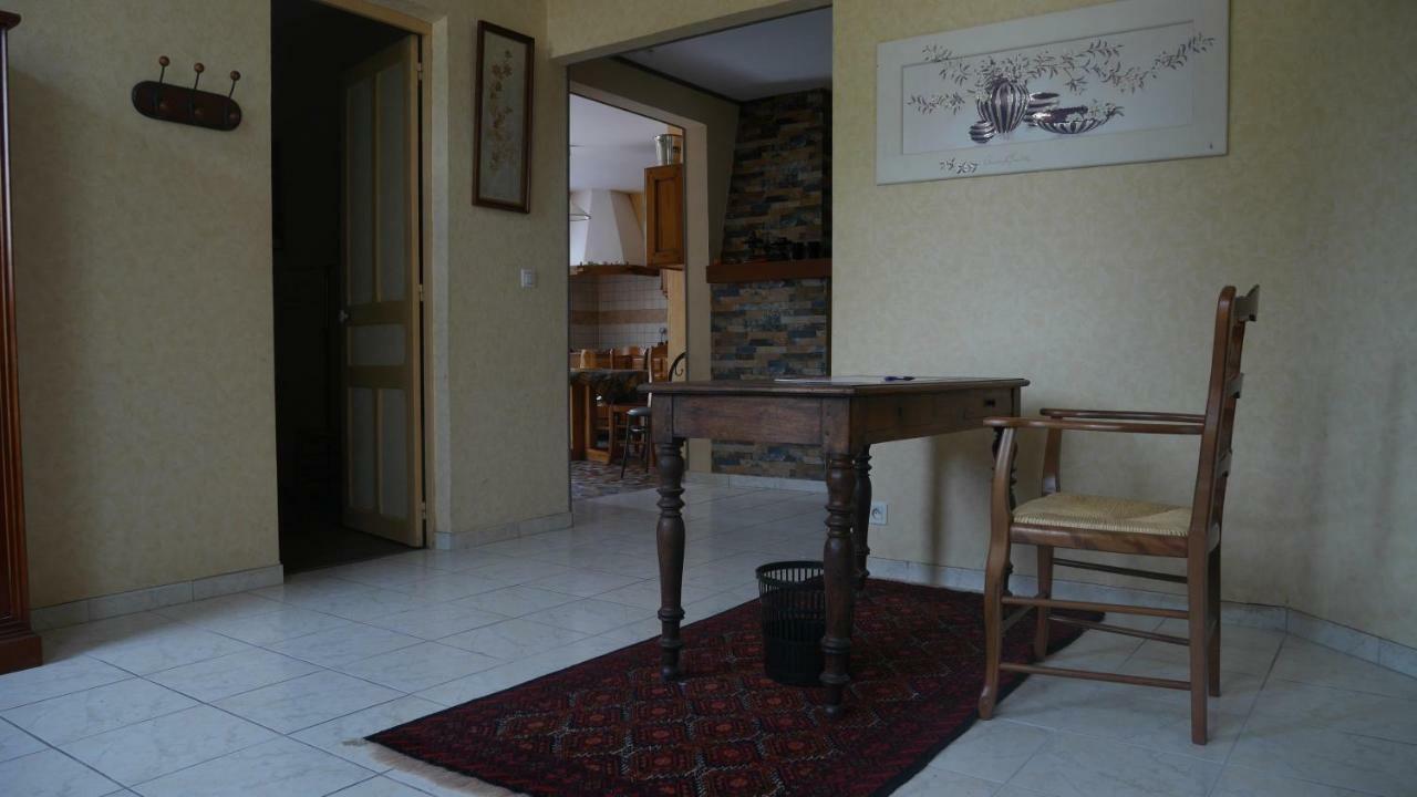 Gite 32 Rue Du Huit Mai Freneuse  Экстерьер фото
